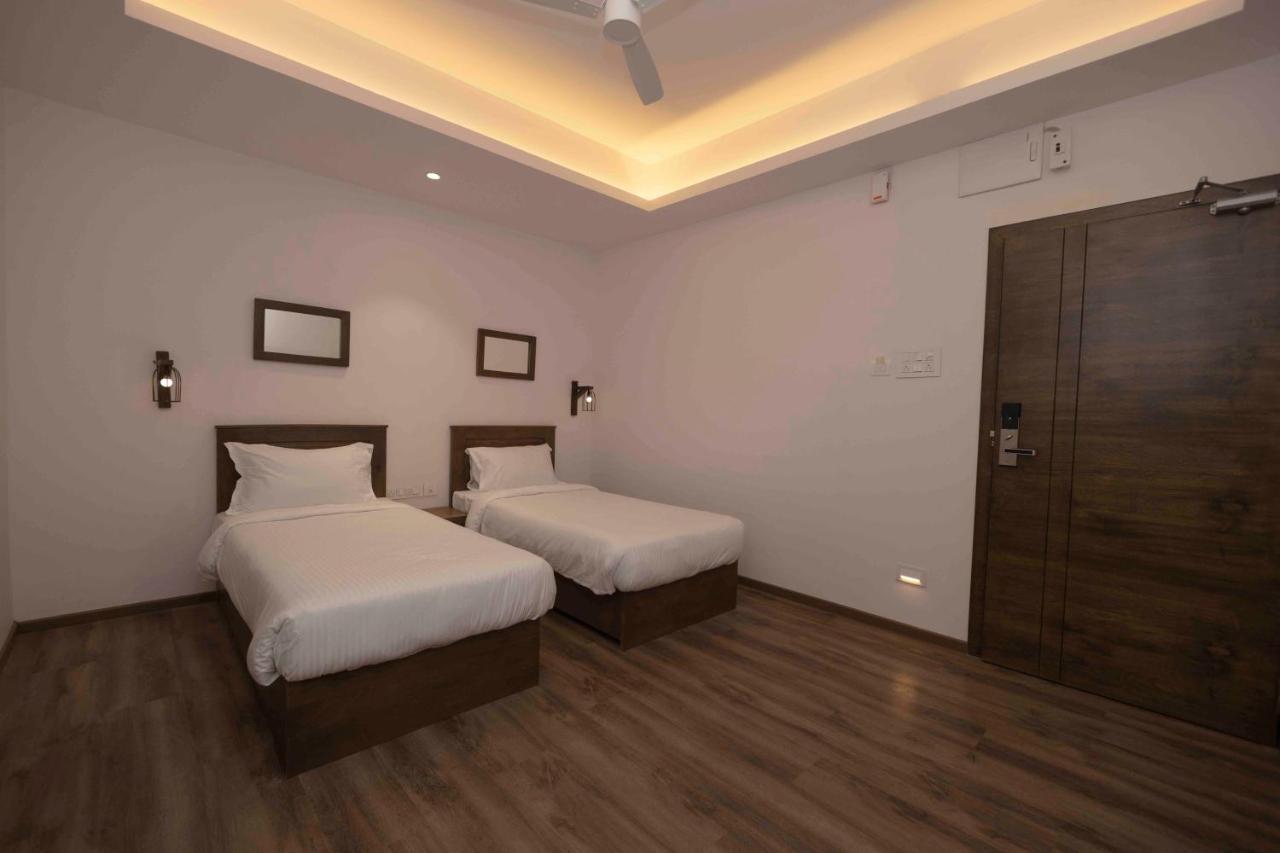 Samudra Resorts And Spa Puri Esterno foto
