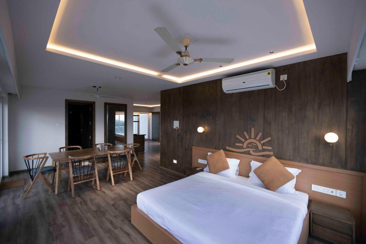 Samudra Resorts And Spa Puri Esterno foto