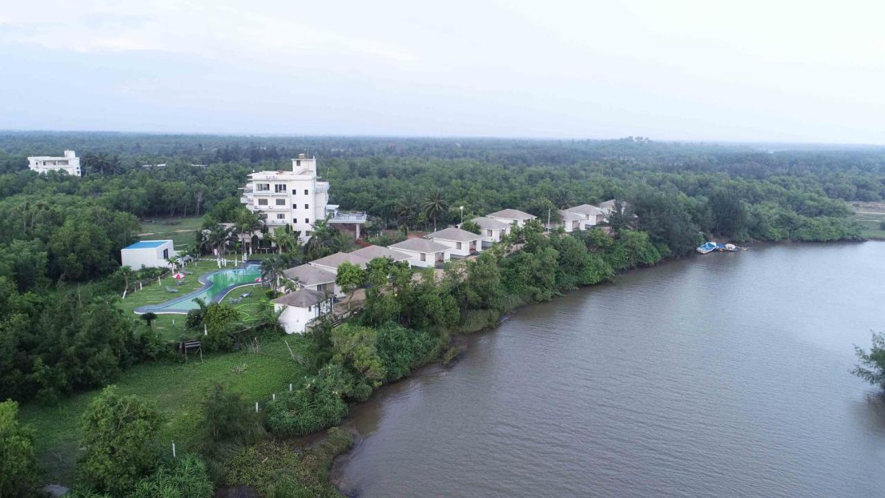 Samudra Resorts And Spa Puri Esterno foto