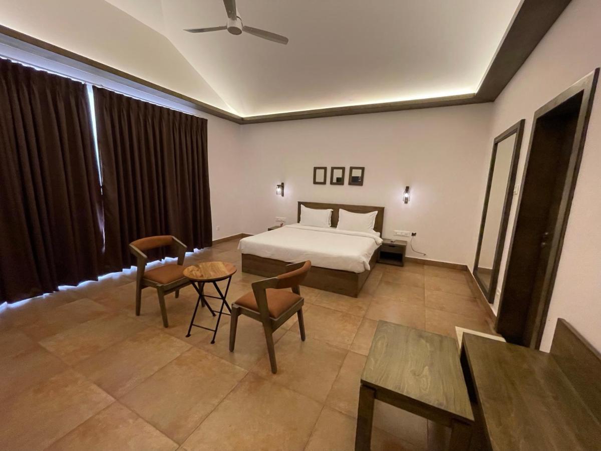 Samudra Resorts And Spa Puri Esterno foto