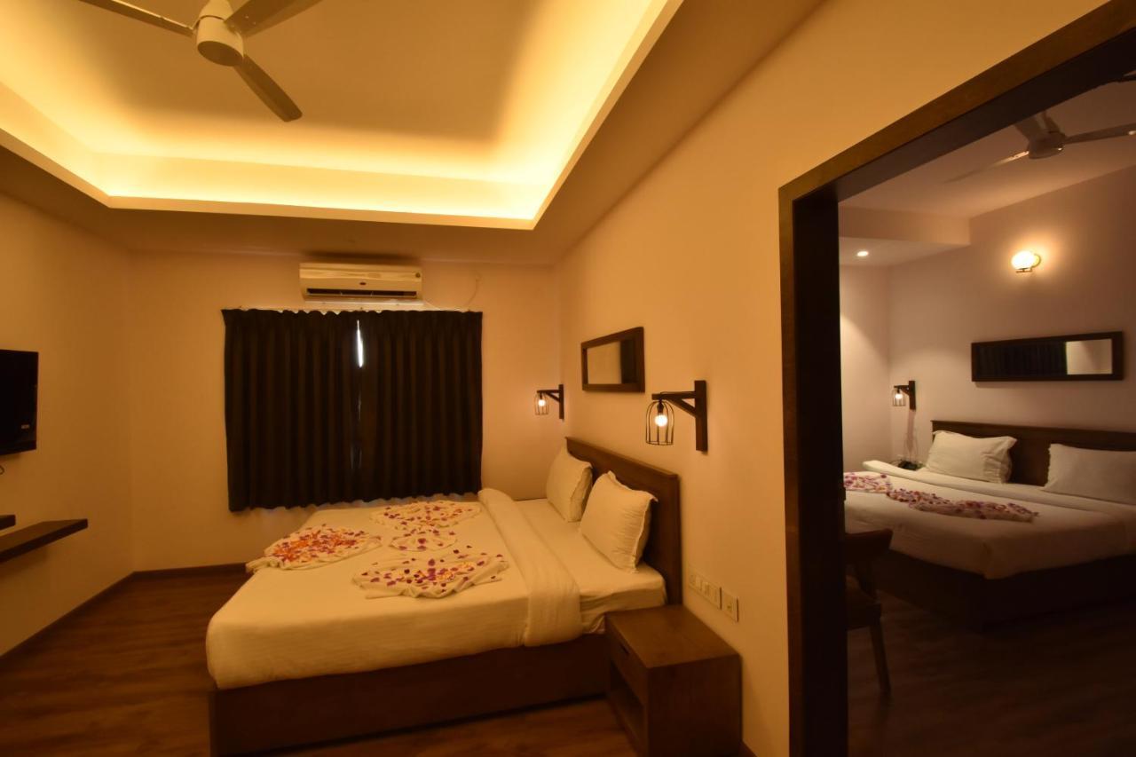 Samudra Resorts And Spa Puri Esterno foto