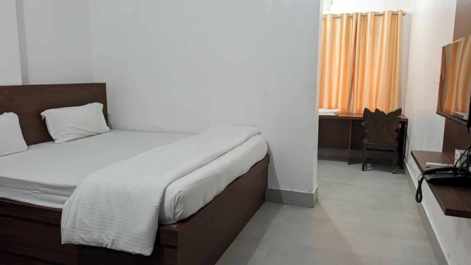 Samudra Resorts And Spa Puri Esterno foto